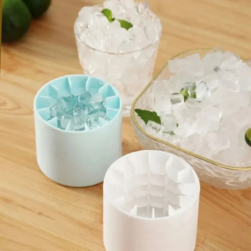 QuickFreeze Ice Maker™ | Easy Release Ice Cube Bucket