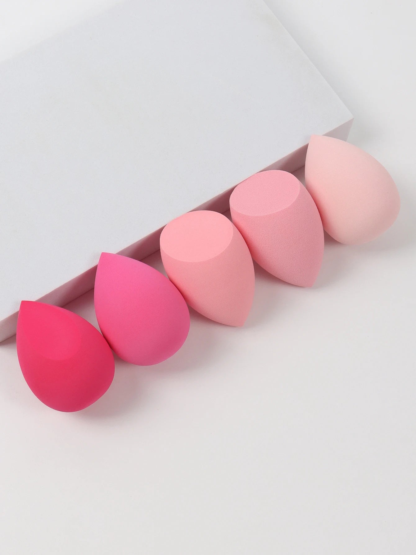 5PCS Makeup Beauty Sponge Set – Soft Blender Eggs for Foundation, Concealer & Powder