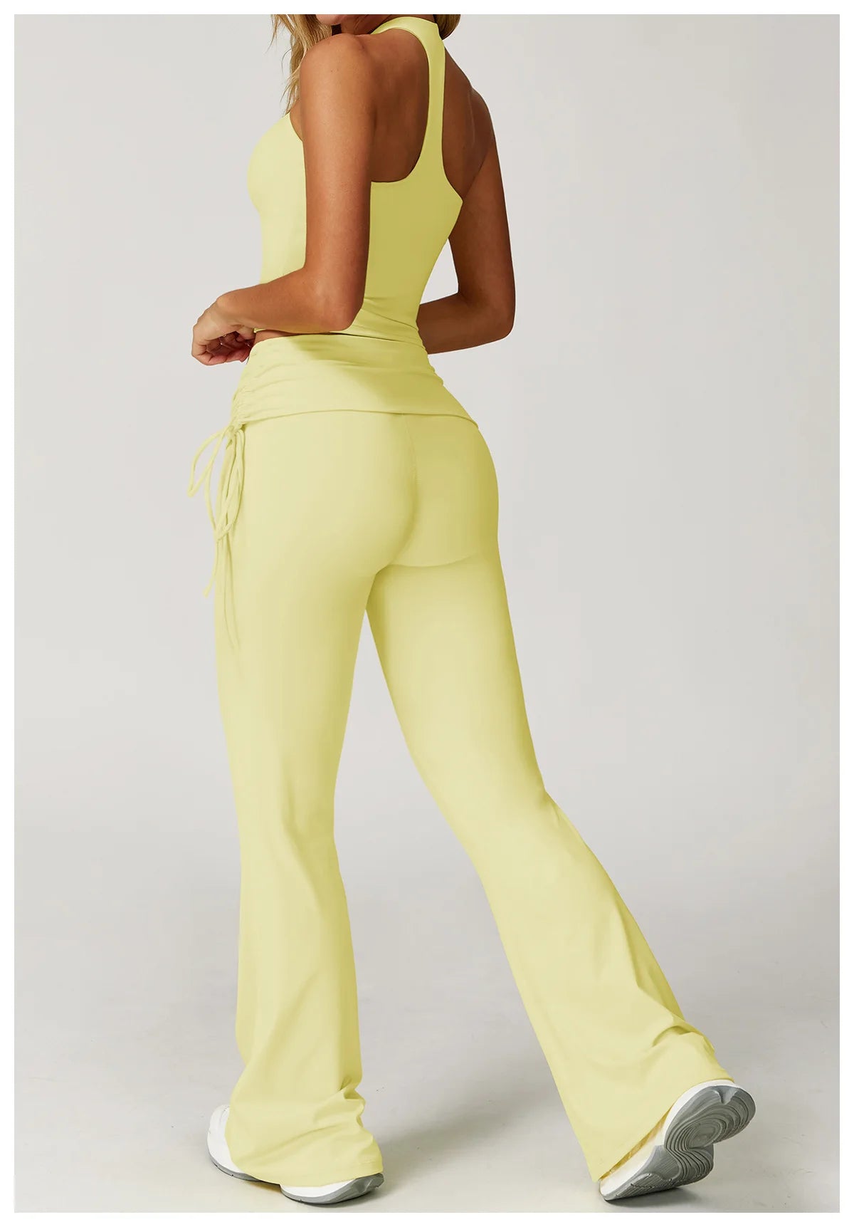 Women's 2-Piece Seamless Yoga Set – Breathable Workout Outfit & Fitness Wear