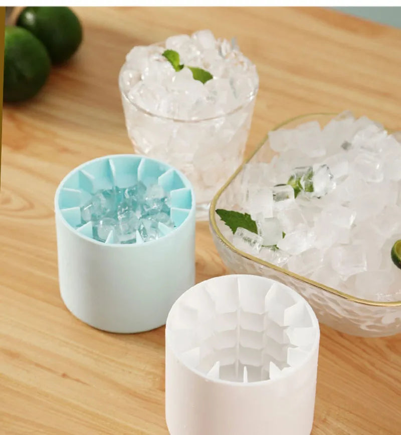 QuickFreeze Ice Maker™ | Easy Release Ice Cube Bucket