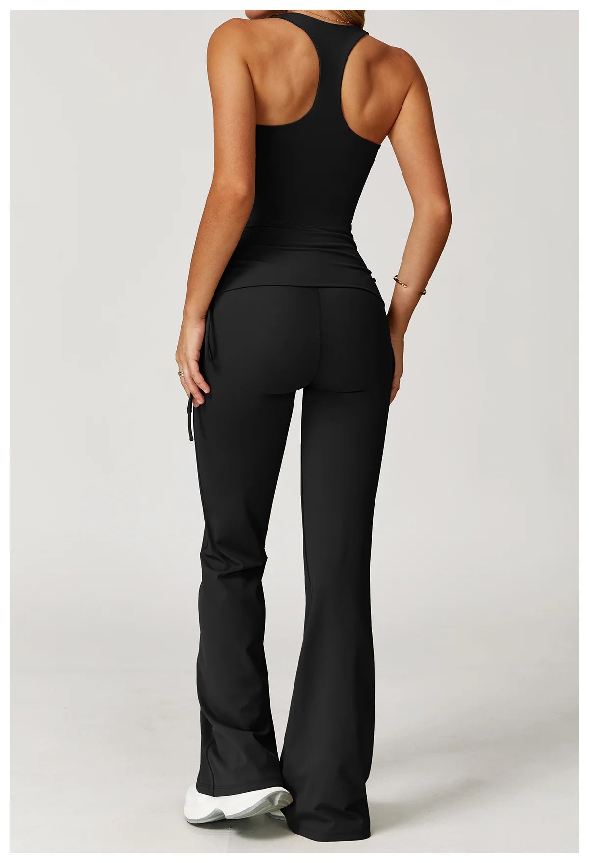 Women's 2-Piece Seamless Yoga Set – Breathable Workout Outfit & Fitness Wear