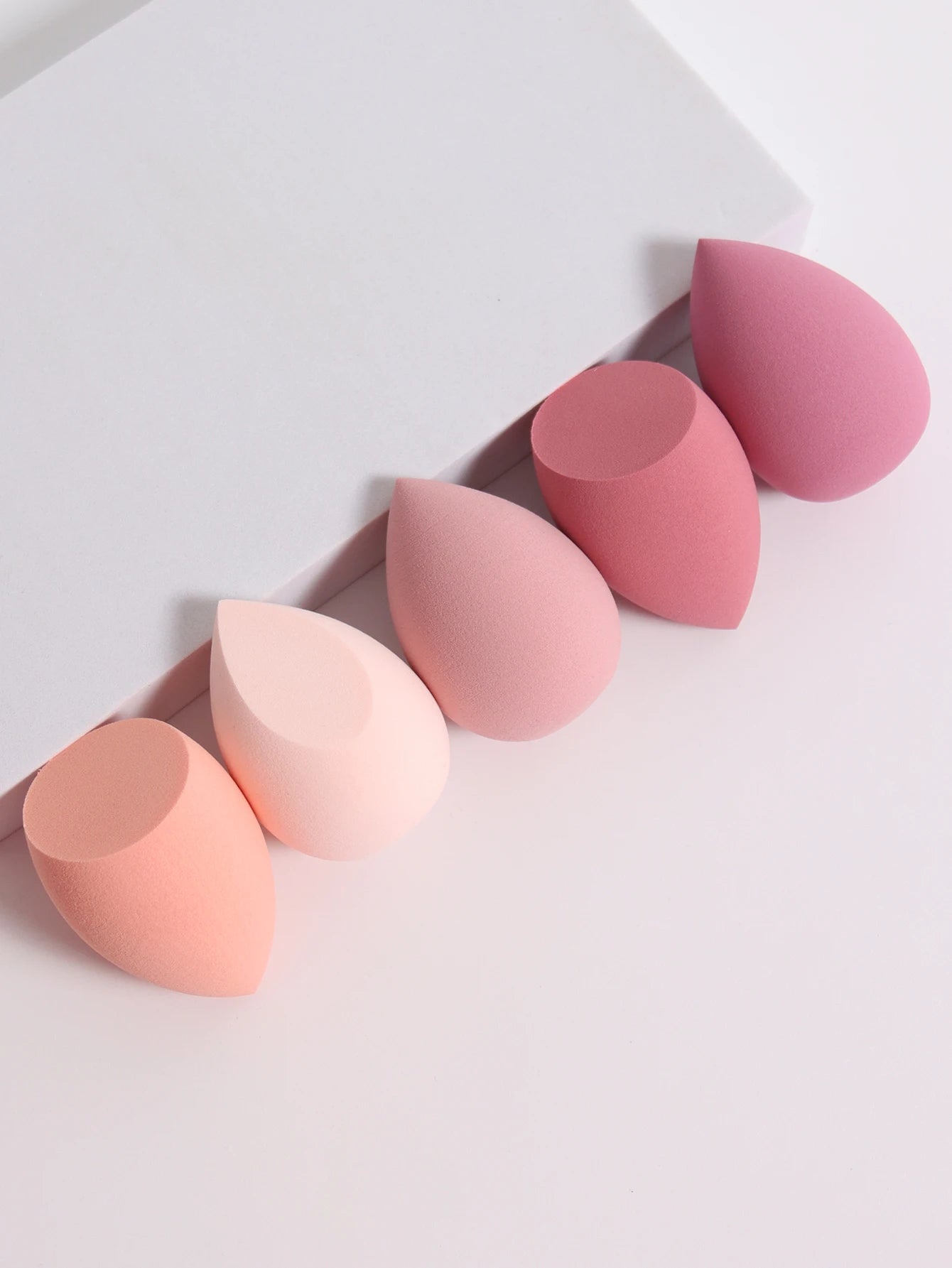5PCS Makeup Beauty Sponge Set – Soft Blender Eggs for Foundation, Concealer & Powder